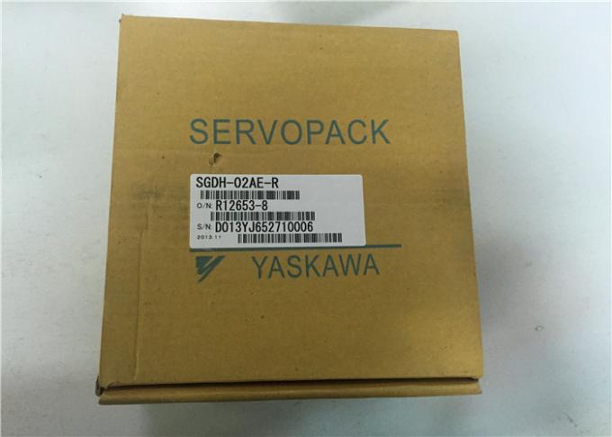 Yaskawa AC Industri Servo Motor SGDH-02AE-R 200W 200Volt 3000RPM 0