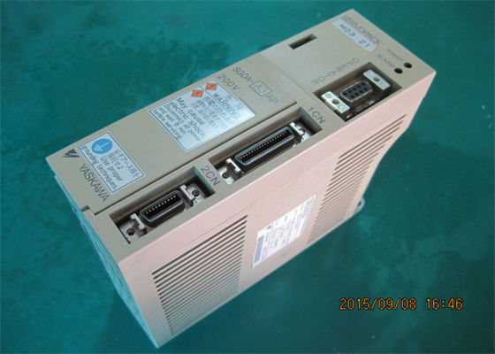 Yaskawa SGDA-A3AP AC SERVO AMPLIFIER 200-230V 1.3/0.42A 30W Kontrol Posisi (Input Digital)