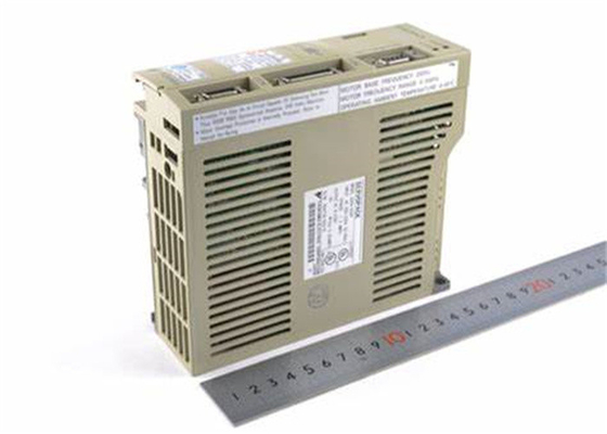 Yaskawa SGDA-A3AP Servo Motor AC 200-230V Brand New Dalam Asli