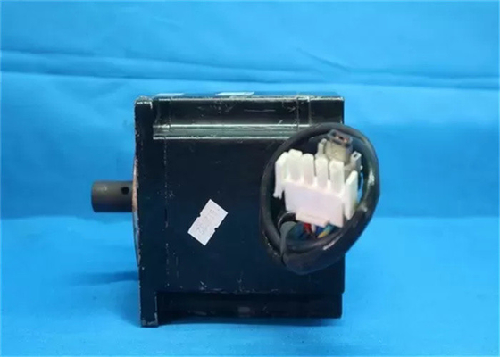 Yaskawa SGMPS-15ACA41 Motor Servo AC Baru 200V Garansi 1 Tahun