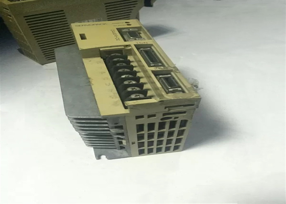 Yaskawa Servo Drive SGDA-04APP 200 Tegangan Baru Asli