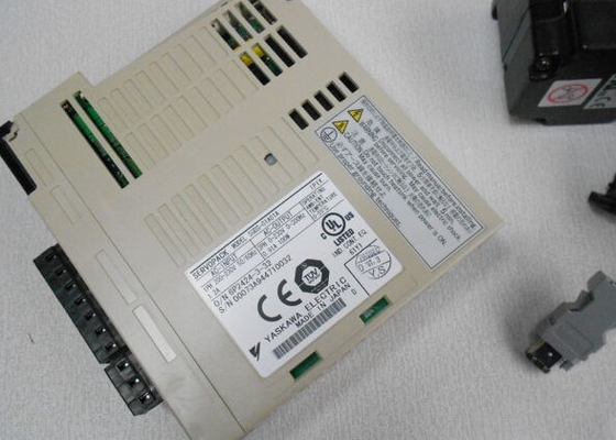 Yaskawa SGDS-01A01A Servopack Servo Drive Tegangan Kerja 200v Warna cokelat