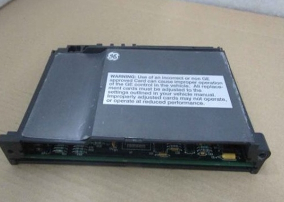 GE FANUC IC693PWR330 modul catu daya 5 Vdc 30 watt maksimum 24 Vdc Relay 15 watt maksimum 24