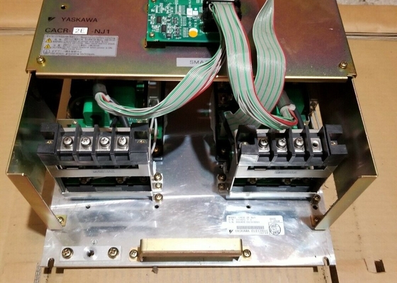 Pengontrol AC DRIVE YASKAWA CACR-2E-NJ1  Komponen Tingkat Industri