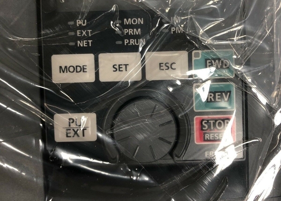 Mitsubishi FR-A820-01870-E160 230 V 115 A Input 3 Fasa Output 3 Fasa 60 HP