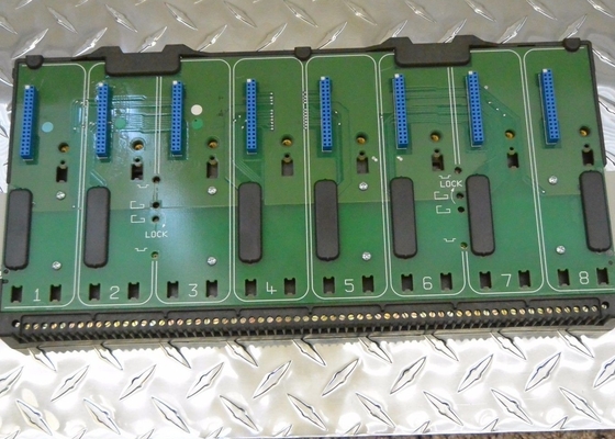EMERSON dari KJ4001X1-BE1  I/O CARRIER DENGAN PERISAI 8 LEBAR 8-6.5 AMP 12.6-30 VDC 5