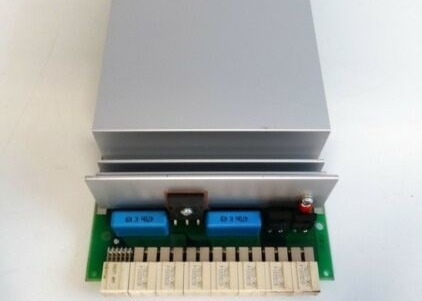 ABB 3BSE000863R1 SR511 MODUL REGULATOR DAYA 310 W MAX 35 AMP 18-30 VDC INPUT