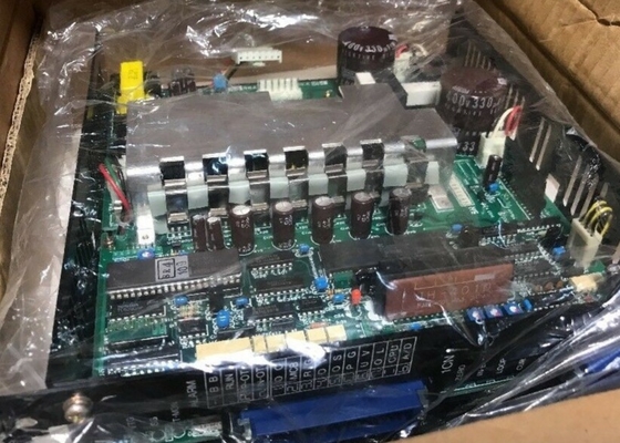 Servo Drive YASKAWA CACR-SR5AB2ERY105 ServoPack 230VAC 3.6/10.6 AMP