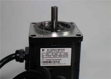 Industri Asli AC Servo Motor Yaskawa Electric SGMPH-01AAE-YA11 0.89A 200V 100W