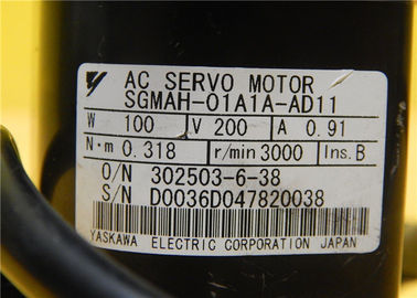 Industri YASKAWA ELECTRIC 0.91A AC Motor Servo 3000r / mnt SGMAH-01A1A-AD11
