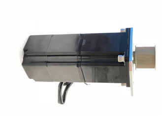 Industrial  Yaskawa Electric  AC Servo Motor 0.91A 200V Japan SGMAH-02A1A6C