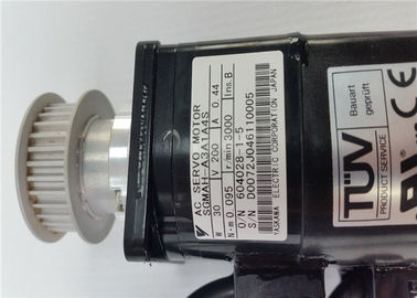 Yaskawa 0.44A AC SERVO MOTOR Industri Servo Motor 0.095Nm 30W SGMAH-A3A1A4S