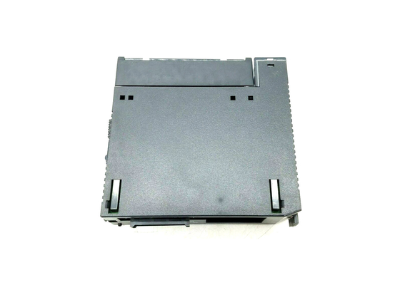 GE FANUC IC693MDL646 ， 24-Volt DC Positive / Negative Logic Input Module