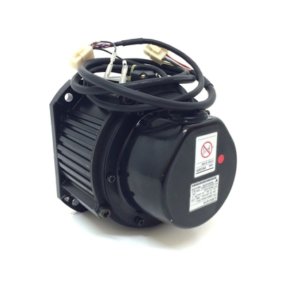 YASKAWA SGMDH-06A2A-YR13 AC SERVO MOTOR 550 W 4.0 AMPS 2000 RPM