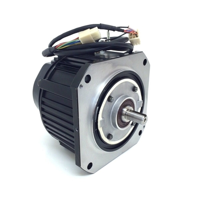 YASKAWA SGMDH-06A2A-YR13 AC SERVO MOTOR 550 W 4.0 AMPS 2000 RPM
