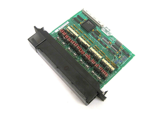 GE FANUC IC697MDL350, 120 VAC 0,5 Amp, Modul Output Diskrit 32 Titik