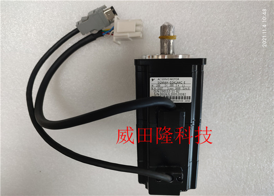 200V 200W 2.1A Yaskawa Servo Motor 3000r/ Min SGMAH-02A1A4C-E