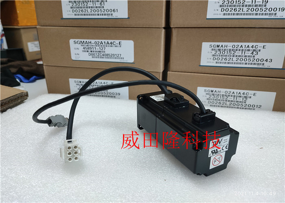200V 200W 2.1A Yaskawa Servo Motor 3000r/ Min SGMAH-02A1A4C-E