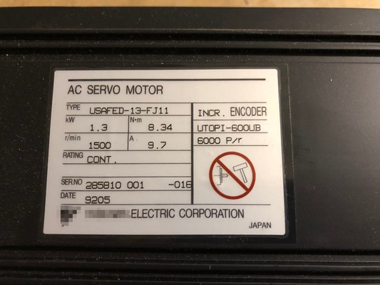 Yaskawa Brand New AC Servo Motor USAFED-13-FJ11 Original Box