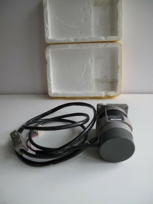 BLM-N23-50-1000 baru asli, Motor termasuk encoder 1000 baris terpasang, 48V, 48.0 VDC, 12.1 in-oz/amp.