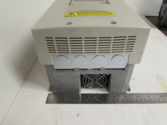 ABB AC Drive ACS301-1P6-3 380-480 VAC INPUT 50/60 HZ 3.0 AMP