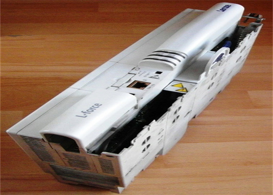 Lenze E94AMHE0074 SERVO DRIVE  INPUT VOLTAGE 3 PHASE 325/565/705VDC SCREW TERMINALS