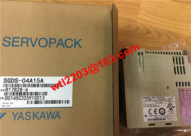 50 60HZ Industrial Servo Drives Jepang Asli 400w YASKAWA SGDS-04A15A SERVOPACK