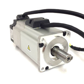 OMRON R88M-GP20030H-BS2-Z AC Servomotor , With INC Encoder Flat-Style 200W , 200 VAC , With Key / With Brake , 3000rpm