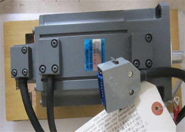 Mitsubishi HA-FE seri HA-FE63B Motor Servo 600W AC Motor Listrik Baru dalam Persediaan