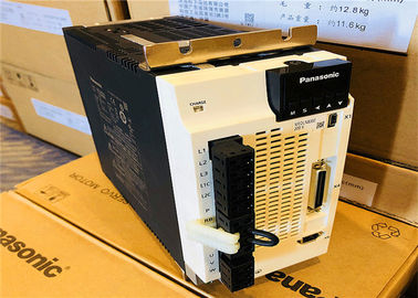 3-fase 200 hingga 240V + 10% -15% 50/60 Hz MEDLT83SF Industrial Servo Drives Panasonic