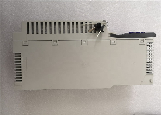 Schneider 140DDO36400C Switching DC output 96 points  24 VDC 6 sets