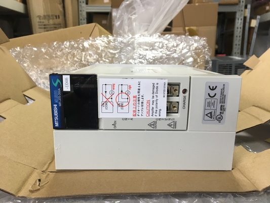 Mitsubishi DRIVE AC Servo Amplifier J2-Super Series MR-J2S-70A-S011 Baru Asli