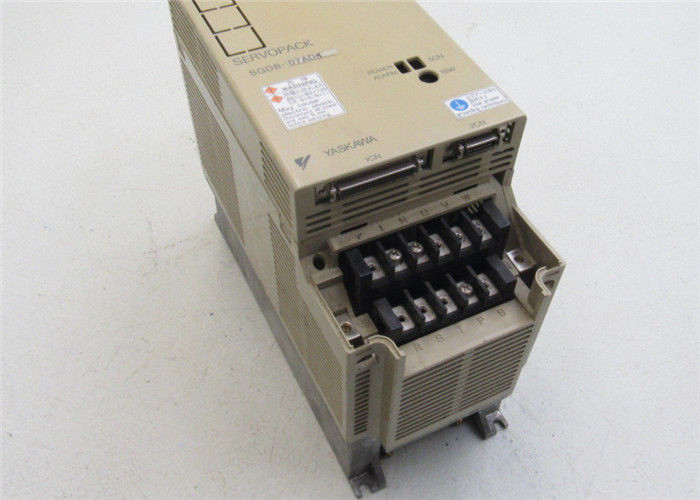 Yaskawa SGDB-07ADM AC SERVO AMPLIFIER 200V 0.7KW Kontrol Posisi Kecepatan Torsi
