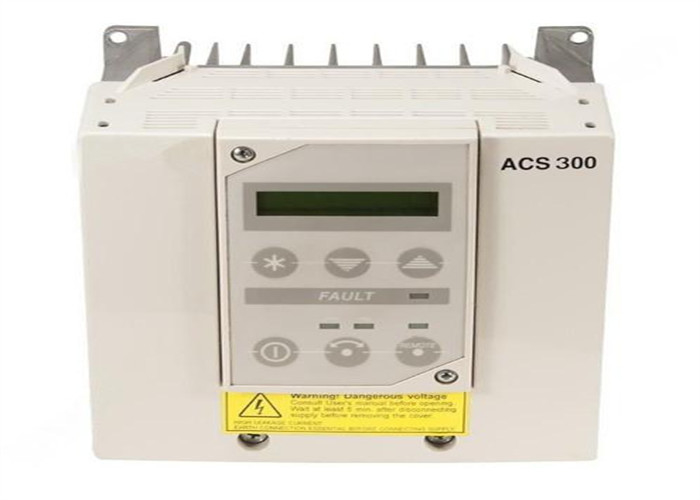 ABB 3BSE000863R1 SR511 MODUL REGULATOR DAYA 310 W MAX 35 AMP 18-30 VDC INPUT