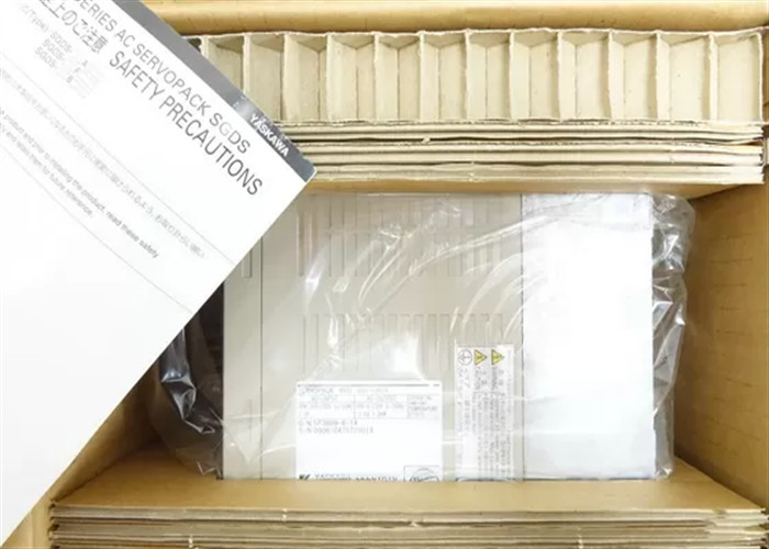 Yaskawa SGDS-20A01A AC Servo Amplifier 230V Tegangan Dalam Asli