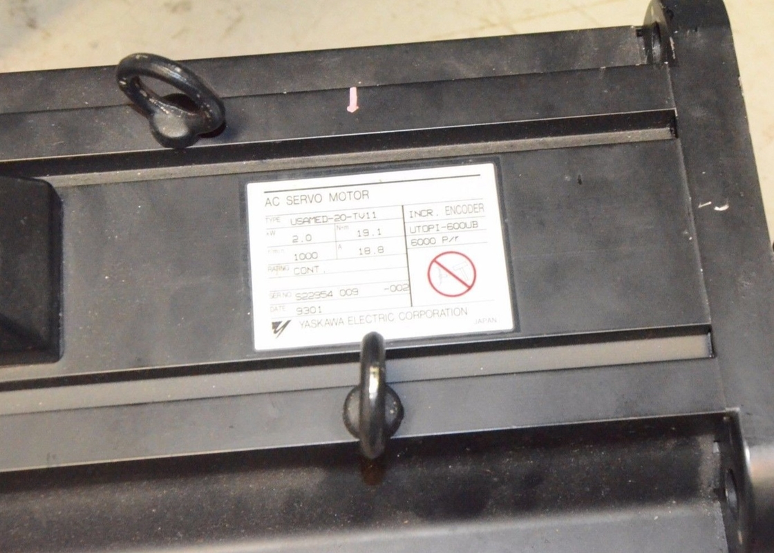 Servo Motor Japan Yaskawa USAMED-20-TV11 2.0kw Dalam Kotak Asli