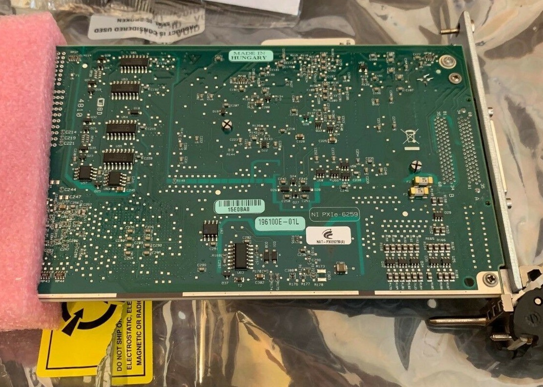 Amerika Serikat Brand New NI PXIe-6259 Digital IO Modul Dalam Kotak Asli