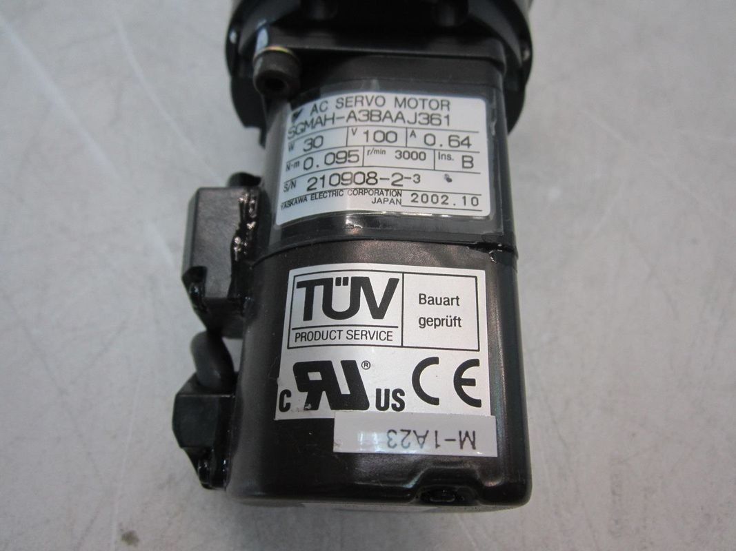 YASKAWA ELECTRIC CORP. SGMAH Series SERVO MOTOR 100a 3000r / m SGMAH-A3BAAJ361