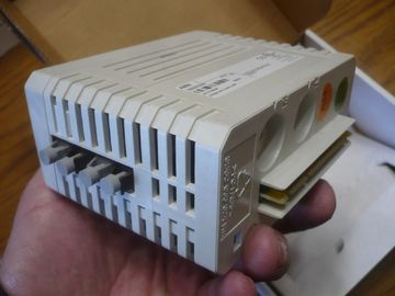 Modul Digital Baru ABB 3BSE037760R1 TB840A Modulebus Cluster Modem S800 I / O, PR: B