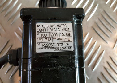 Industri Servo Motor Yaskawa SGMPH-01A1A-YR21 AC Servo Motor 0.317Nm 3000RPM