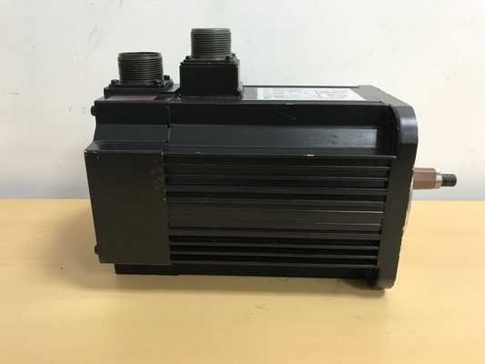 YASKAWA ELECTRIC MOTOMAN ROBOTICS USAFED-09-YR21 SERVO MOTOR