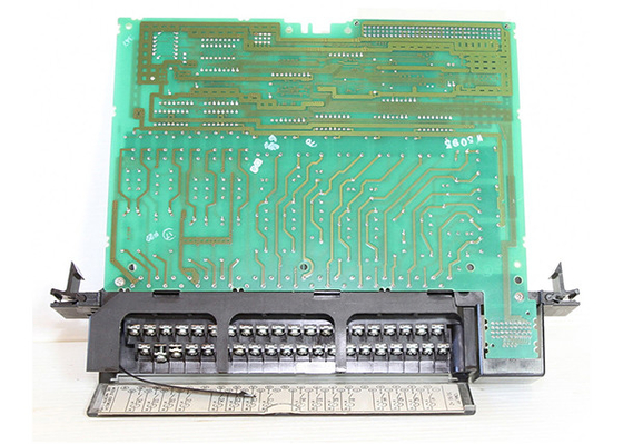 GE FANUC IC697MDL241 , 240 VAC Discrete Input Module manufactured