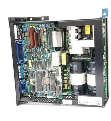 CACR-SR05AC1ER  SERVO CONTROL CACR-SR SERIES SERVOPACK CONTROLLER CNC/ROBOTICS AXIS CONTROLLER 200 VAC 5 KW.