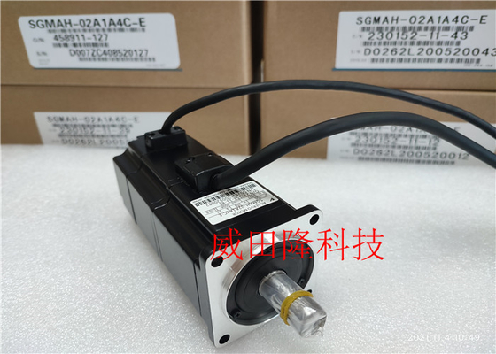 200V 200W 2.1A Yaskawa Servo Motor 3000r/ Min SGMAH-02A1A4C-E