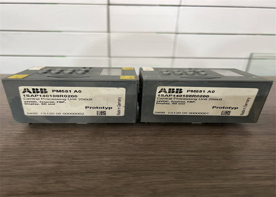 ABB PM581 PLC Programmable Logic Controller 1SAP140100R0200 256kB 24VDC Layar LCD