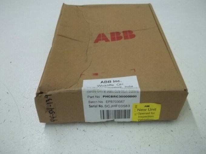 Modul pengontrol ABB PHCBR30000000, asli baru, Silakan hubungi atau email kami dengan permintaan Anda. 0